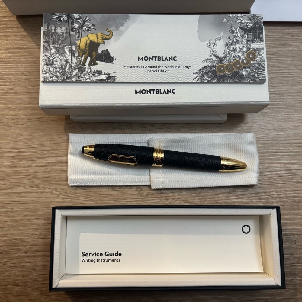 Mont Blanc Meisterstuck special edition pen and refills
